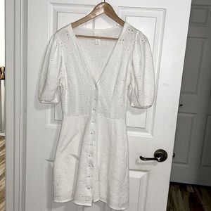 H&M White Dress. Size S.